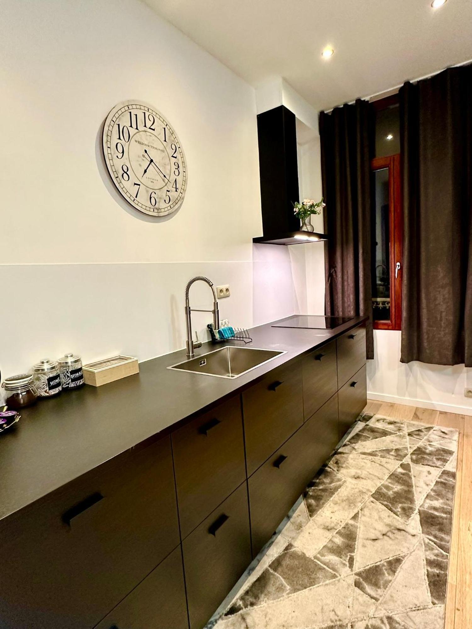 Luxury Suites Centrum By Rikas Hotels 安特卫普 外观 照片